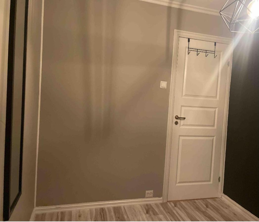 Beautiful 5-Bed Villa In ماندال المظهر الخارجي الصورة